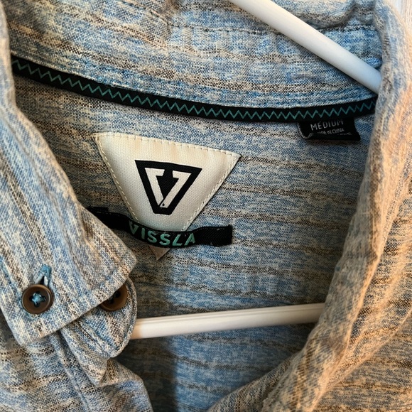 Vissla Button Up Short Sleeve Shirt - size medium - Picture 3 of 3